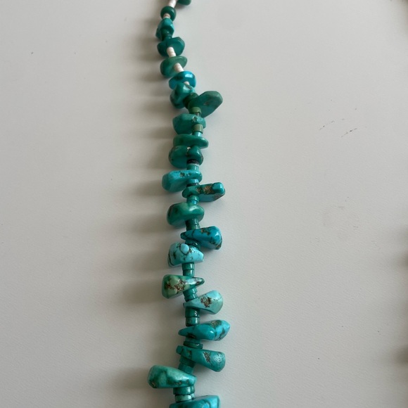 Vintage family heirloom. Mid-1960s. Lone Mountain Turquoise -28 inches long. - Picture 6 of 8